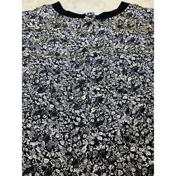 NWT Theory Klima Silk Floral Top Short Sleeve Button Back Black White Large - Picture 7 of 9